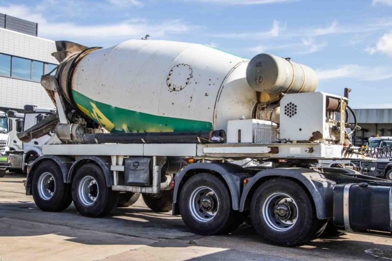 TURBO'S HOET BETON MIXER/MALAXEUR/MISCHER 10M3 +MOTOR/MOTEUR - Concrete mixer semi-trailer: picture 2 TURBO'S HOET BETON MIXER/MALAXEUR/MISCHER 10M3 +MOTOR/MOTEUR - Concrete mixer semi-trailer: picture 2