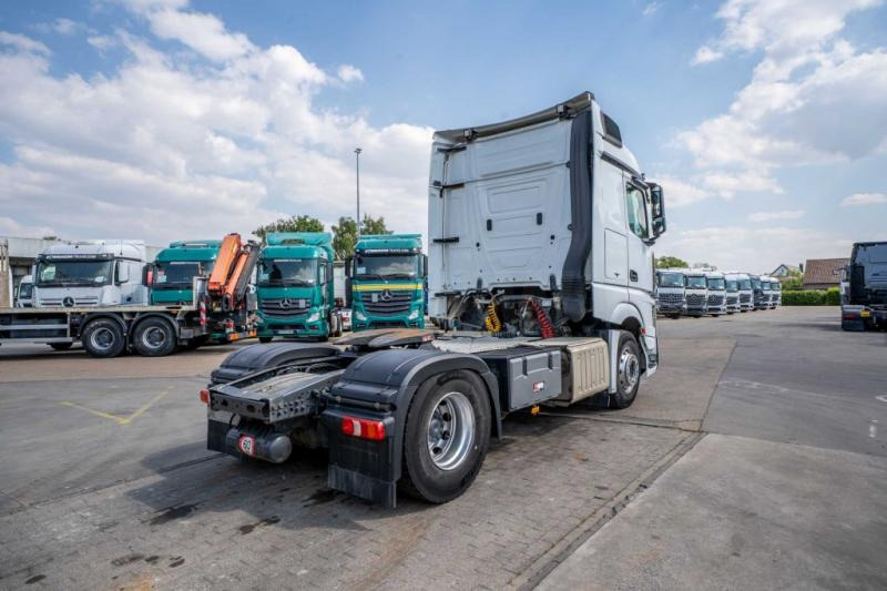 Mercedes ACTROS 1845 LS - Tractor unit: picture 4 Mercedes ACTROS 1845 LS - Tractor unit: picture 4