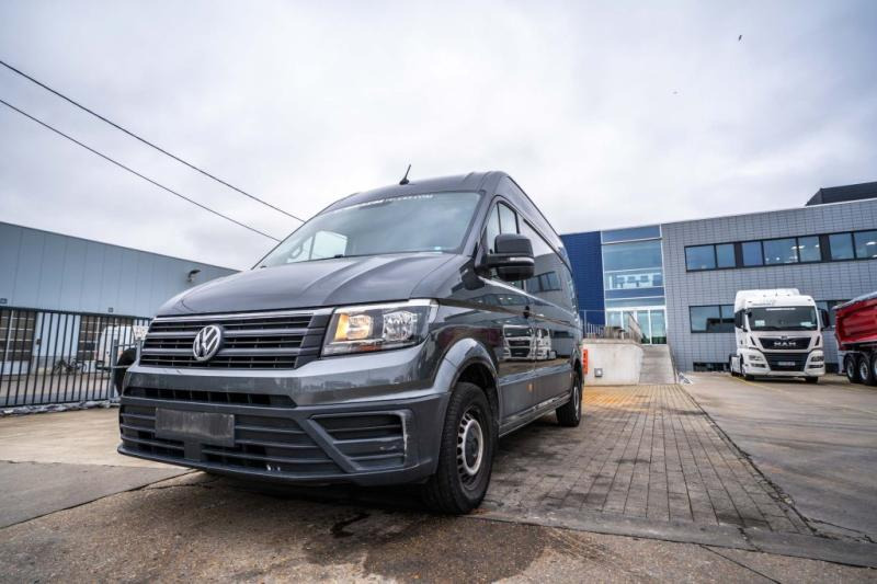 VW CRAFTER 2.0 TDI - 70 536 KM - Panel van: picture 2 VW CRAFTER 2.0 TDI - 70 536 KM - Panel van: picture 2