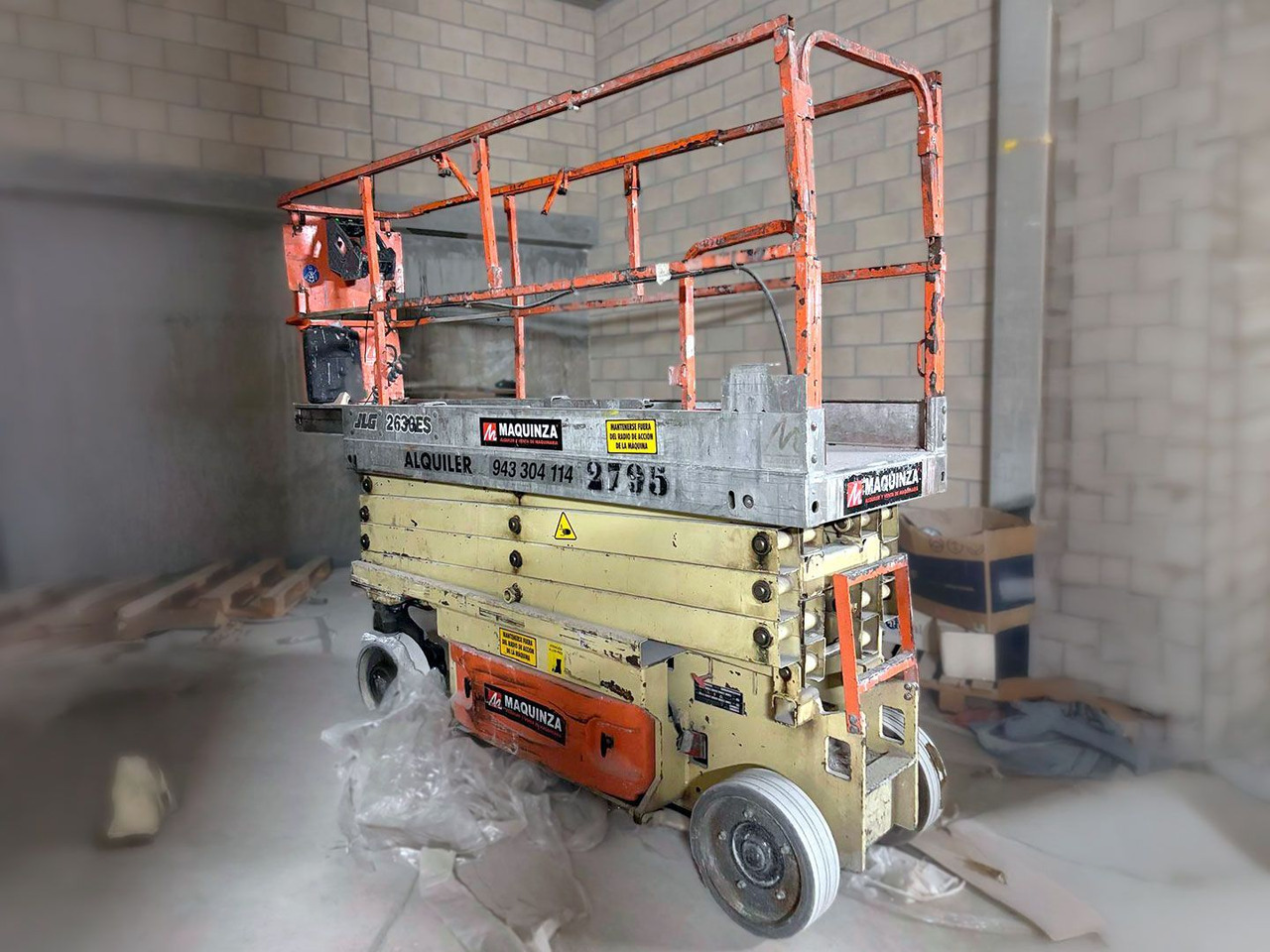 JLG 2630ES - Scissor lift: picture 1 JLG 2630ES - Scissor lift: picture 1