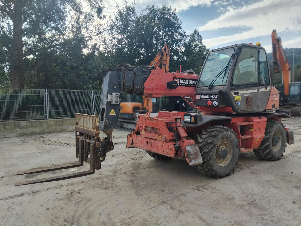 MANITOU MRT1742 - Telescopic handler: picture 4 MANITOU MRT1742 - Telescopic handler: picture 4