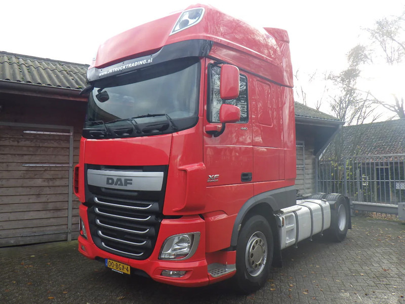 DAF XF 106.440 Super Space Cab/ Smart Tacho 2 / 8 Tons Vooras / Kiphydrauliek - Tractor unit: picture 1 DAF XF 106.440 Super Space Cab/ Smart Tacho 2 / 8 Tons Vooras / Kiphydrauliek - Tractor unit: picture 1
