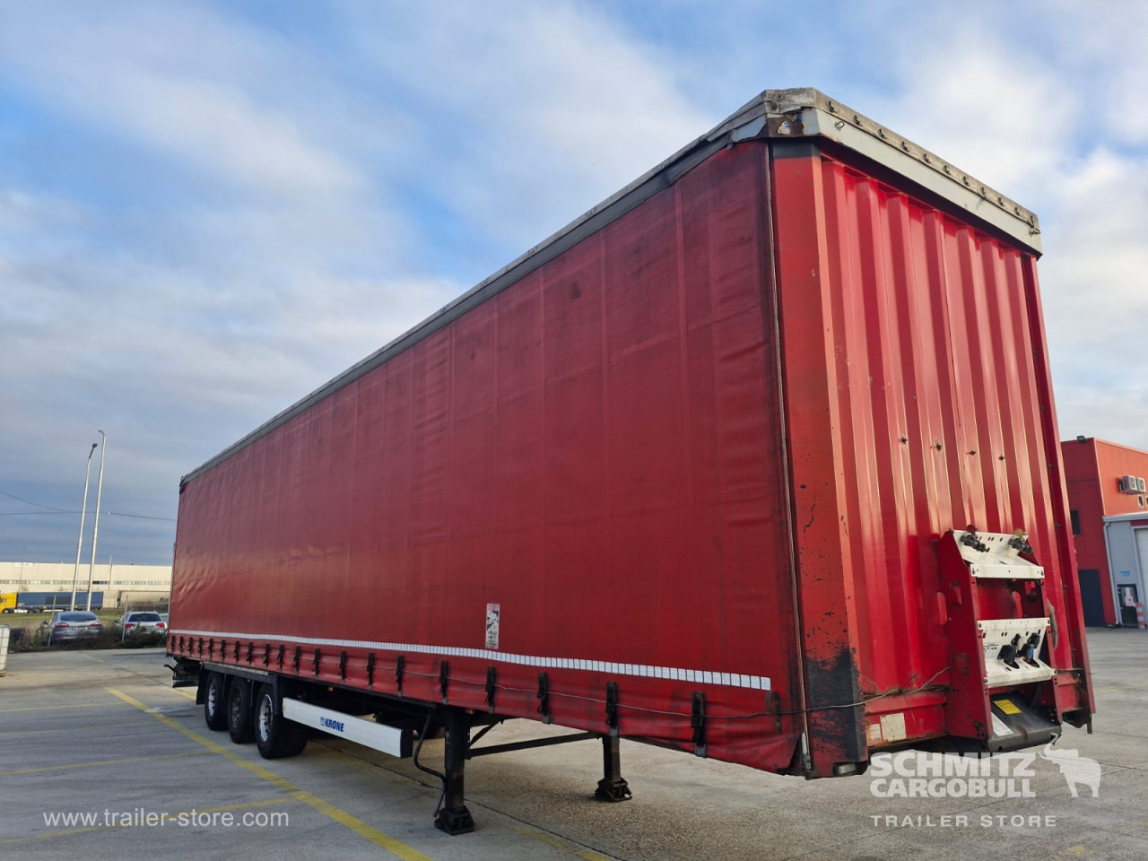 KRONE Curtainsider Mega - Curtainsider semi-trailer: picture 1 KRONE Curtainsider Mega - Curtainsider semi-trailer: picture 1