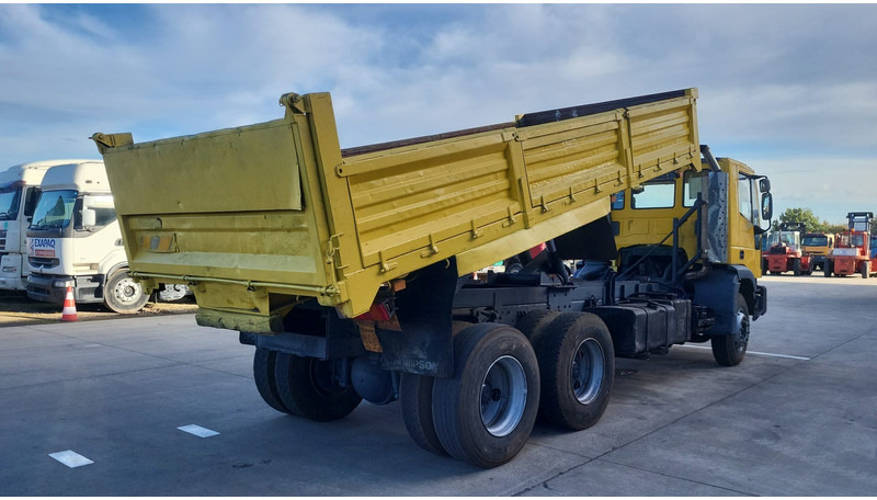 Iveco Eurocargo 260 E 27 (SUSPENSION LAMES / STEEL SUSPENSION / 6X4) - Tipper: picture 4 Iveco Eurocargo 260 E 27 (SUSPENSION LAMES / STEEL SUSPENSION / 6X4) - Tipper: picture 4