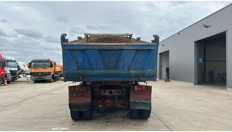 Iveco MAGIRUS 260 - 34 (LAMES / GRAND PONT / STEEL SUSP. / BIG AXLE / MANUAL PUMP) - Tipper: picture 5 Iveco MAGIRUS 260 - 34 (LAMES / GRAND PONT / STEEL SUSP. / BIG AXLE / MANUAL PUMP) - Tipper: picture 5
