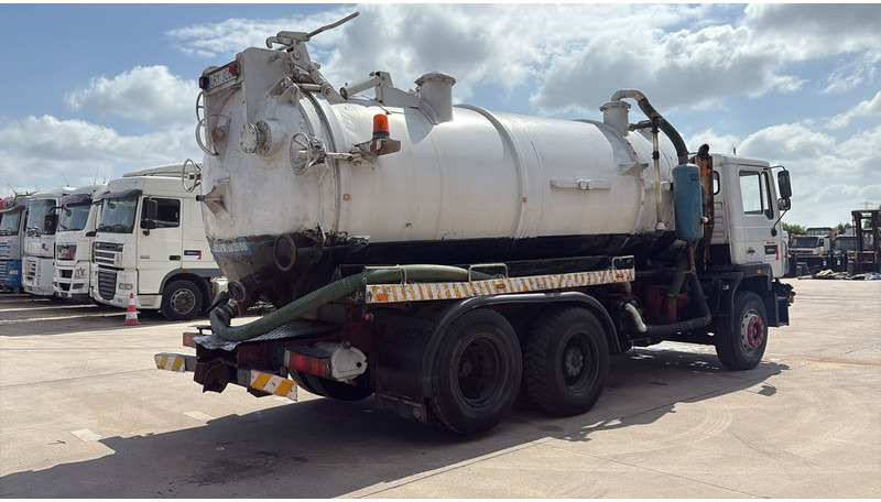 MAN 25.292 (16.000 L VACUUM / 10 TYRES / 6X2 / FULL STEEL SUSP. / MANUAL PUMP / 6 CYLINDER) - Vacuum truck: picture 5 MAN 25.292 (16.000 L VACUUM / 10 TYRES / 6X2 / FULL STEEL SUSP. / MANUAL PUMP / 6 CYLINDER) - Vacuum truck: picture 5