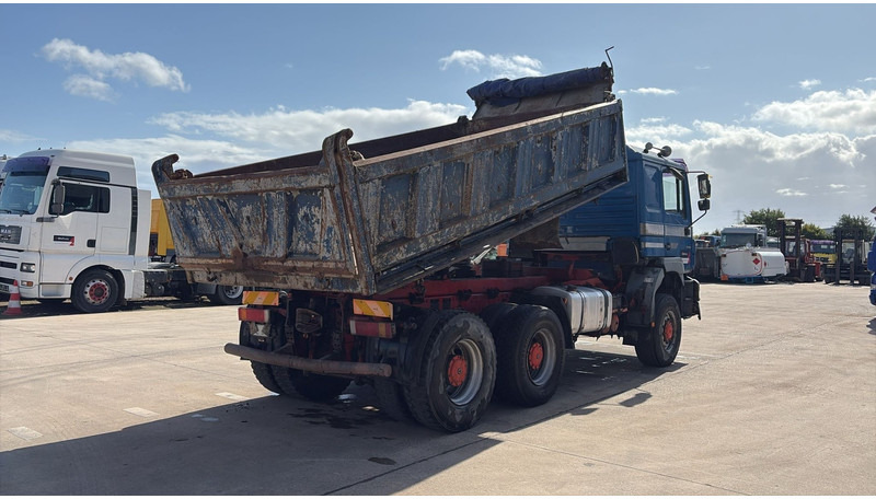 MAN 27.403 (6X6 / GRAND PONT / LAMES / BIG AXLE / 6 CYLINDER) - Tipper: picture 4 MAN 27.403 (6X6 / GRAND PONT / LAMES / BIG AXLE / 6 CYLINDER) - Tipper: picture 4