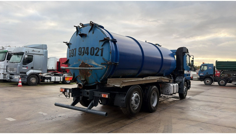 Mercedes-Benz ACTROS 2531 (16000 L / GRAND PONT / EPS / 6X2 / 3 PEDALES / V6) - Vacuum truck: picture 4 Mercedes-Benz ACTROS 2531 (16000 L / GRAND PONT / EPS / 6X2 / 3 PEDALES / V6) - Vacuum truck: picture 4