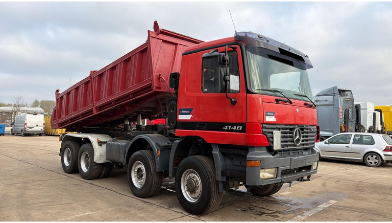 Mercedes-Benz Actros 4148 (EPS / 8X6 / LAMES / GRAND PONT / PROPRE / STEEL SUSP. / BIG AXLE) - Tipper: picture 2 Mercedes-Benz Actros 4148 (EPS / 8X6 / LAMES / GRAND PONT / PROPRE / STEEL SUSP. / BIG AXLE) - Tipper: picture 2
