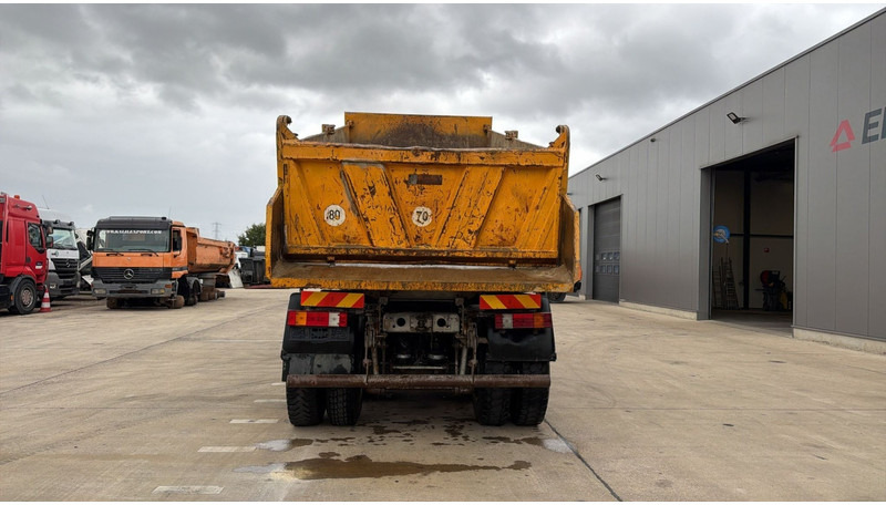 Mercedes-Benz actros 4140 (EPS / 8X6 / LAMES / GRAND PONT / BIG AXLE / STEEL SUSP. / V6) - Tipper: picture 5 Mercedes-Benz actros 4140 (EPS / 8X6 / LAMES / GRAND PONT / BIG AXLE / STEEL SUSP. / V6) - Tipper: picture 5