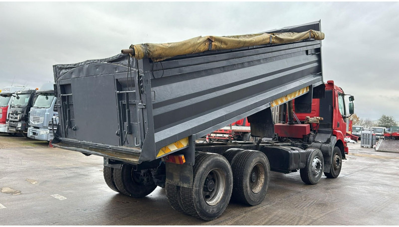 Renault Kerax 370 (LAMES / STEEL SUSP. / BIG AXLE / GRAND PONT / BOITE MANUELLE / MANUAL GEARBOX) - Tipper: picture 4 Renault Kerax 370 (LAMES / STEEL SUSP. / BIG AXLE / GRAND PONT / BOITE MANUELLE / MANUAL GEARBOX) - Tipper: picture 4