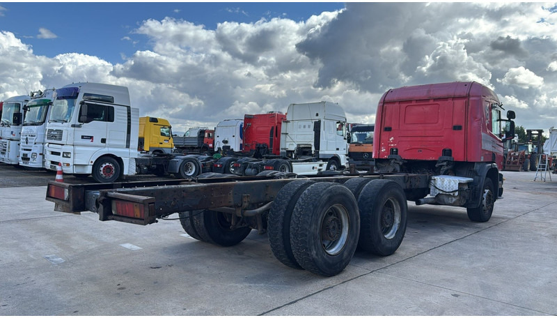 Scania 114 - 380 (6X4 / GRAND PONT / LAMES / BIG AXLE / STEEL SUSP. / BOITE MANUELLE / MANUAL GEARBOX) - Cab chassis truck: picture 4 Scania 114 - 380 (6X4 / GRAND PONT / LAMES / BIG AXLE / STEEL SUSP. / BOITE MANUELLE / MANUAL GEARBOX) - Cab chassis truck: picture 4