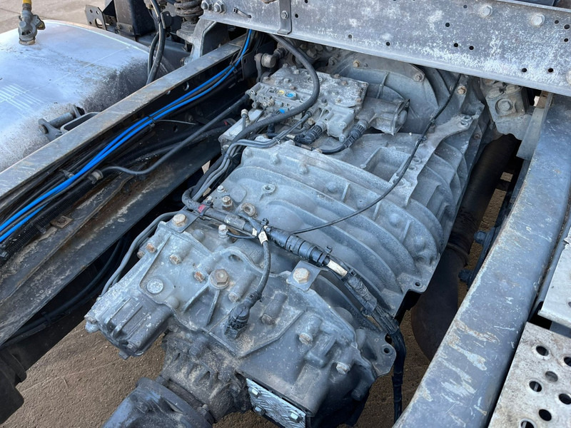 Tractor unit DAF 105 XF 460 Super Space Cab (MANUAL GEARBOX / BOITE MANUELLE): picture 11