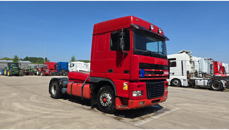 DAF 95 XF 380 (EURO 2 / AIRCO / MANUAL PUMP / MANUAL GEARBOX / GOOD CONDITION) - Tractor unit: picture 3 DAF 95 XF 380 (EURO 2 / AIRCO / MANUAL PUMP / MANUAL GEARBOX / GOOD CONDITION) - Tractor unit: picture 3
