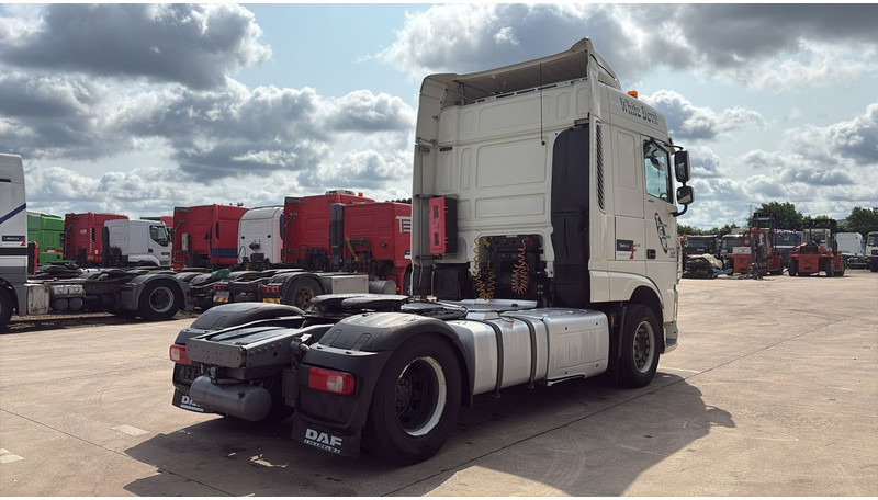 DAF XF 460 (BELGIAN TRUCK / PERFECT CONDITION / EURO 6 / TRES PROPRE) - Tractor unit: picture 5 DAF XF 460 (BELGIAN TRUCK / PERFECT CONDITION / EURO 6 / TRES PROPRE) - Tractor unit: picture 5