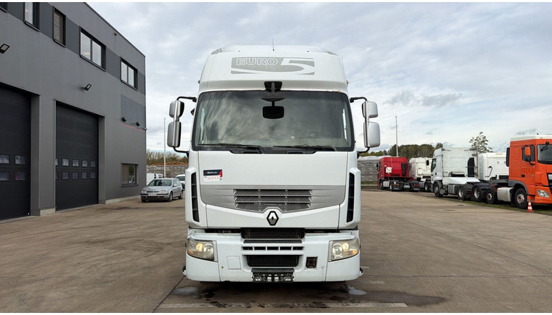 Renault Premium 450 DXI (BOITE MANUELLE / MANUAL GEARBOX) - Tractor unit: picture 2 Renault Premium 450 DXI (BOITE MANUELLE / MANUAL GEARBOX) - Tractor unit: picture 2