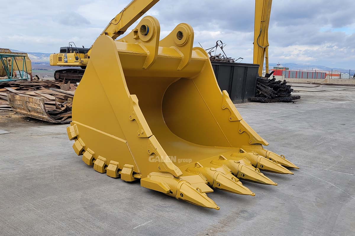 CATERPILLAR 349 Heavy Duty Bucket - Excavator bucket for Crawler excavator: picture 1 CATERPILLAR 349 Heavy Duty Bucket - Excavator bucket for Crawler excavator: picture 1