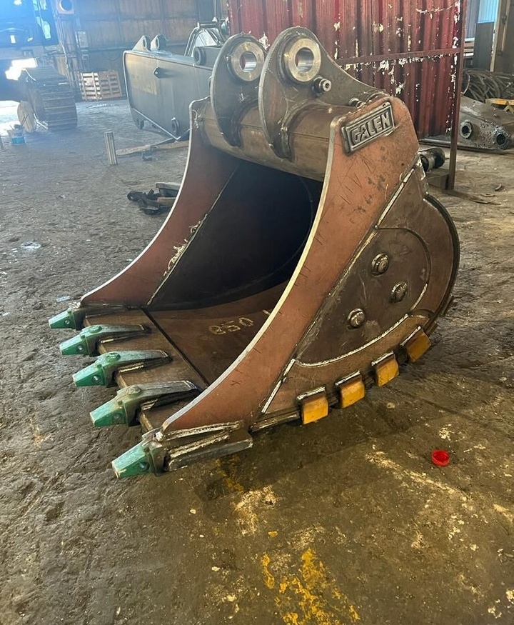 Caterpillar 320D Heavy Duty Bucket - Excavator bucket: picture 2 Caterpillar 320D Heavy Duty Bucket - Excavator bucket: picture 2