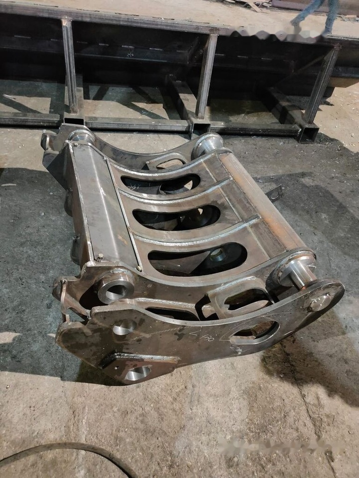 Galen Loaders for - Quick coupler for Wheel loader: picture 5 Galen Loaders for - Quick coupler for Wheel loader: picture 5