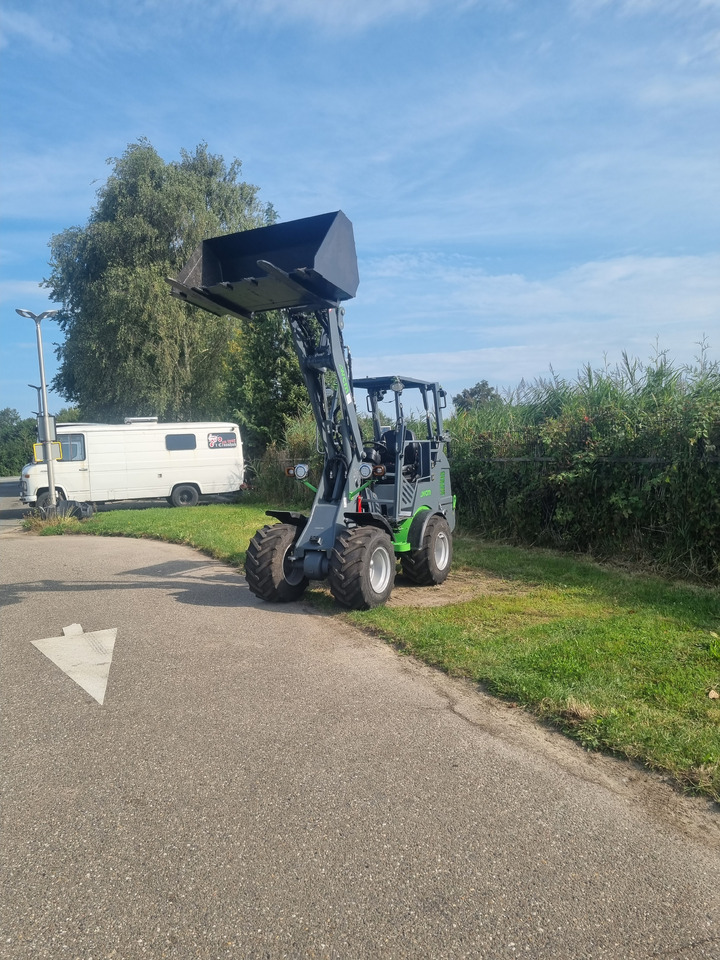 New Wheel loader WCM L2312: picture 7