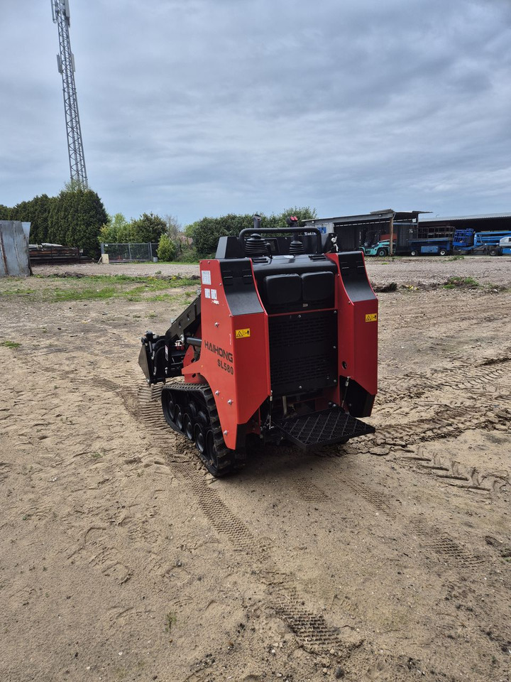 WCM-SL380 - Skid steer loader: picture 5 WCM-SL380 - Skid steer loader: picture 5