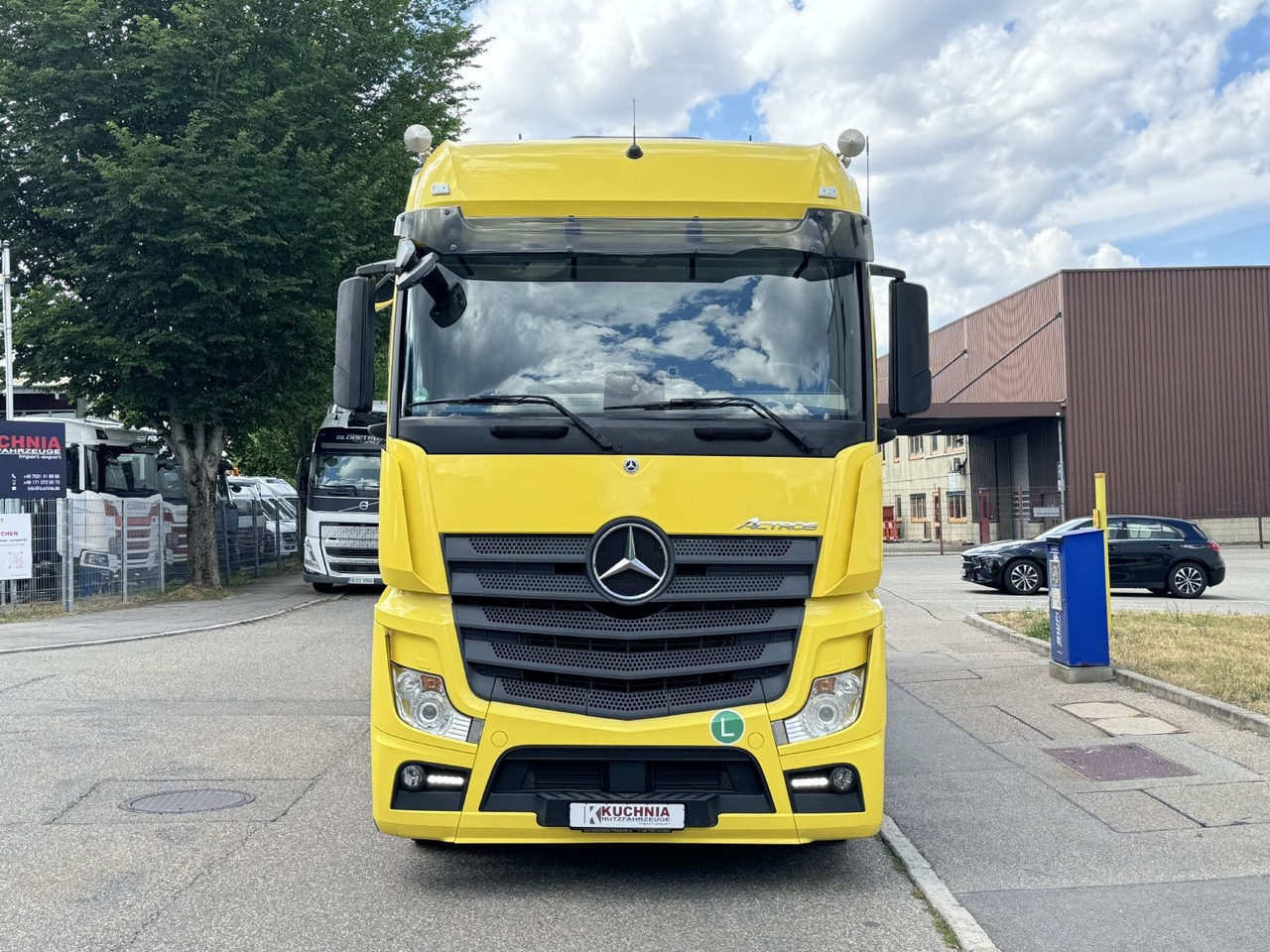 Mercedes-Benz Actros 1848 LL Gr.Haus AWL-Möbelkoffer uLBW - Box truck: picture 3 Mercedes-Benz Actros 1848 LL Gr.Haus AWL-Möbelkoffer uLBW - Box truck: picture 3