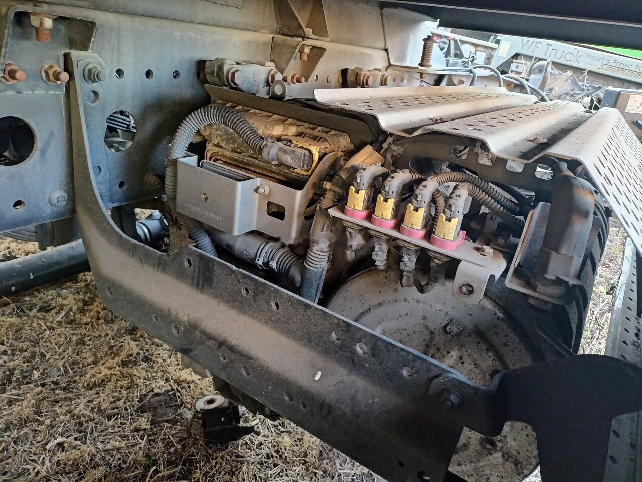 Mercedes-Benz Atego 1527,1530 A00649050 Mercedes-Benz 1524,1527,1530 - Catalytic converter for Truck: picture 3 Mercedes-Benz Atego 1527,1530 A00649050 Mercedes-Benz 1524,1527,1530 - Catalytic converter for Truck: picture 3