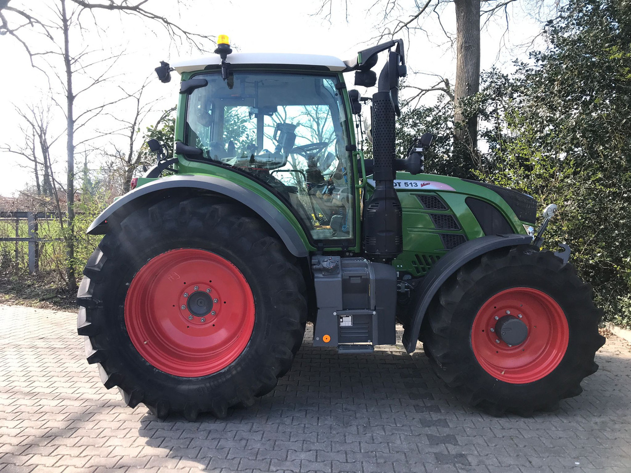 FENDT 513 Vario S4 PowerPlus - Farm tractor: picture 2 FENDT 513 Vario S4 PowerPlus - Farm tractor: picture 2