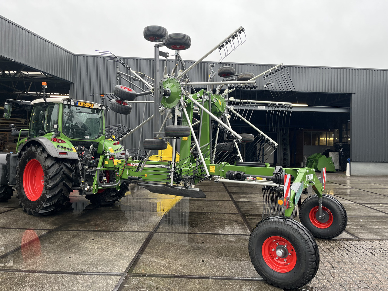 FENDT Former 880 - Harrow: picture 1 FENDT Former 880 - Harrow: picture 1