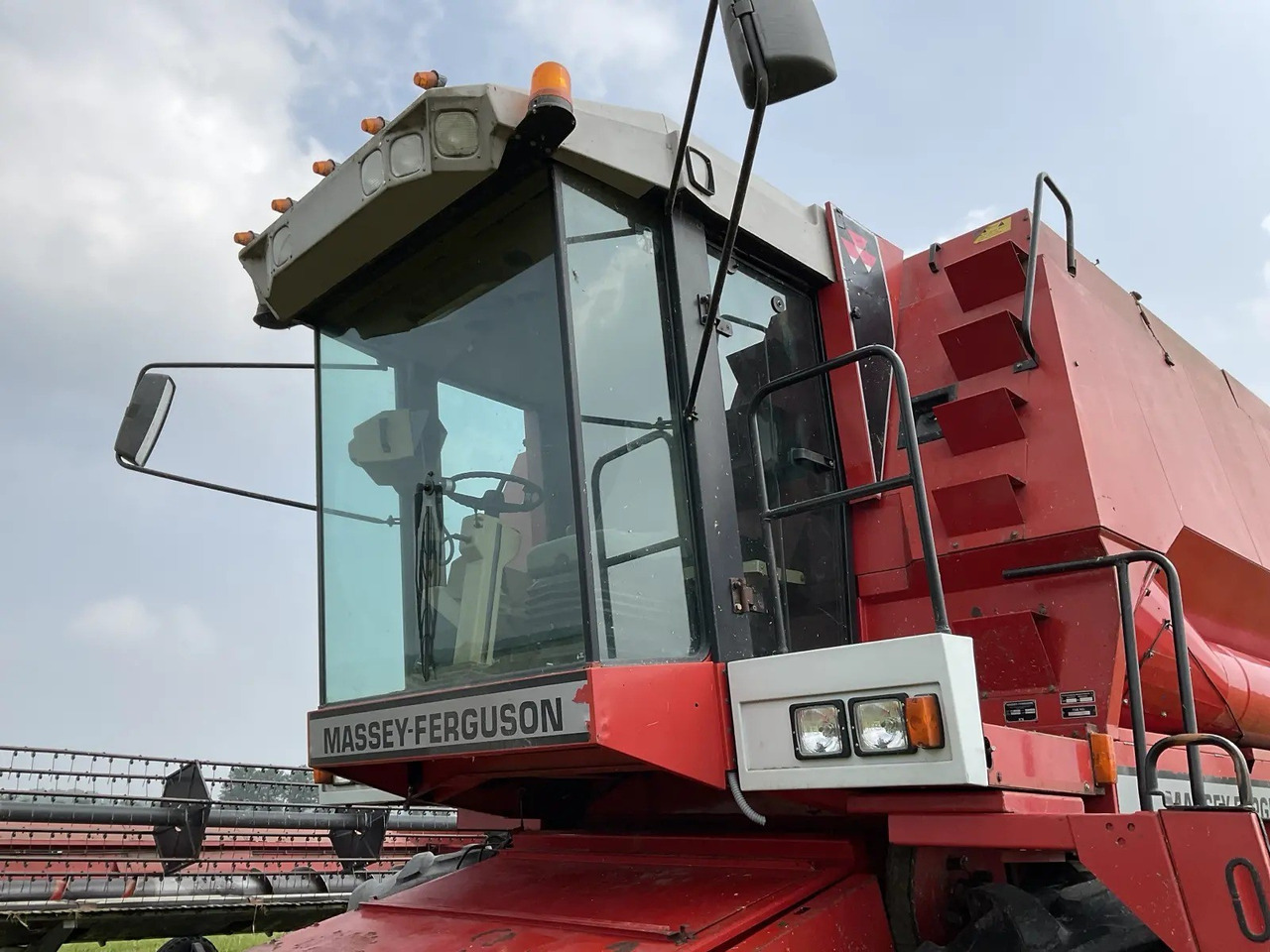 Massey Ferguson 38RS - Combine harvester: picture 2 Massey Ferguson 38RS - Combine harvester: picture 2