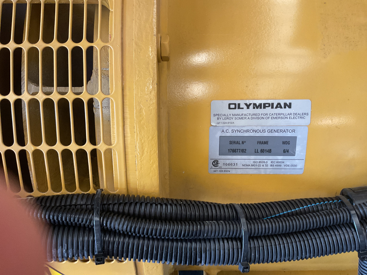 Caterpillar C15, 400KVA Generator. Like brand new. - Generator set: picture 4 Caterpillar C15, 400KVA Generator. Like brand new. - Generator set: picture 4