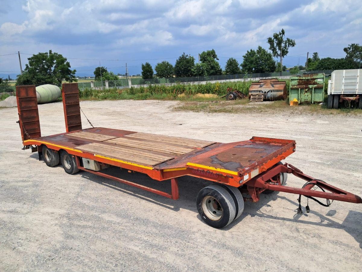 DE ANGELIS 3R3 - Low loader trailer: picture 4 DE ANGELIS 3R3 - Low loader trailer: picture 4