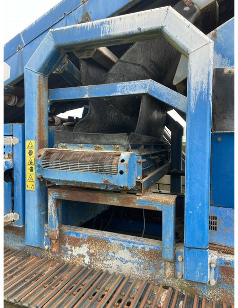 Powerscreen Magnet belt conveyor with frame 2100x - Construction machinery: picture 2 Powerscreen Magnet belt conveyor with frame 2100x - Construction machinery: picture 2