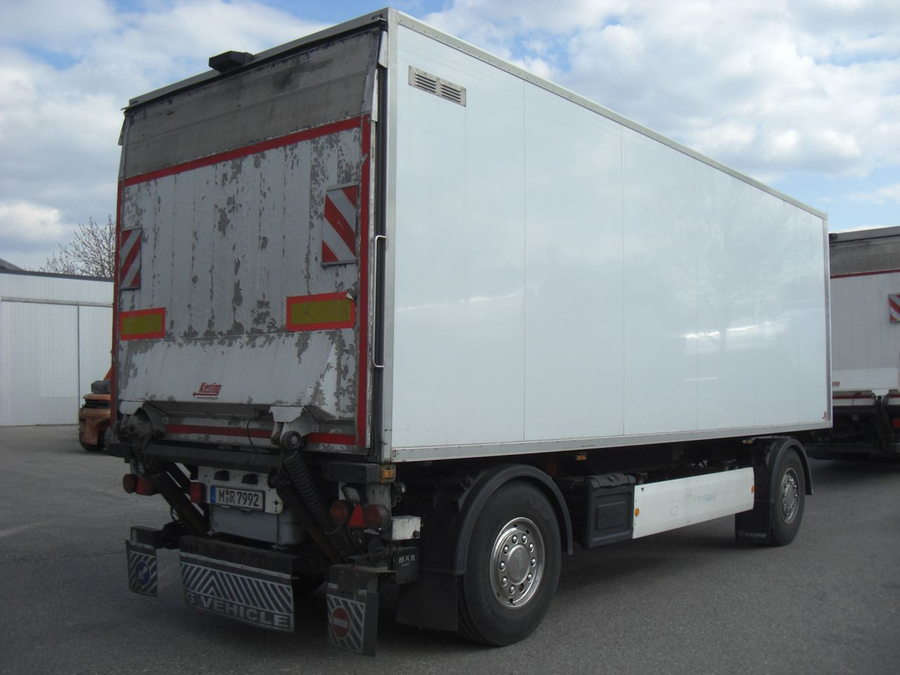 Krone AZ / ISOLIERKOFFER - Closed box trailer: picture 2 Krone AZ / ISOLIERKOFFER - Closed box trailer: picture 2