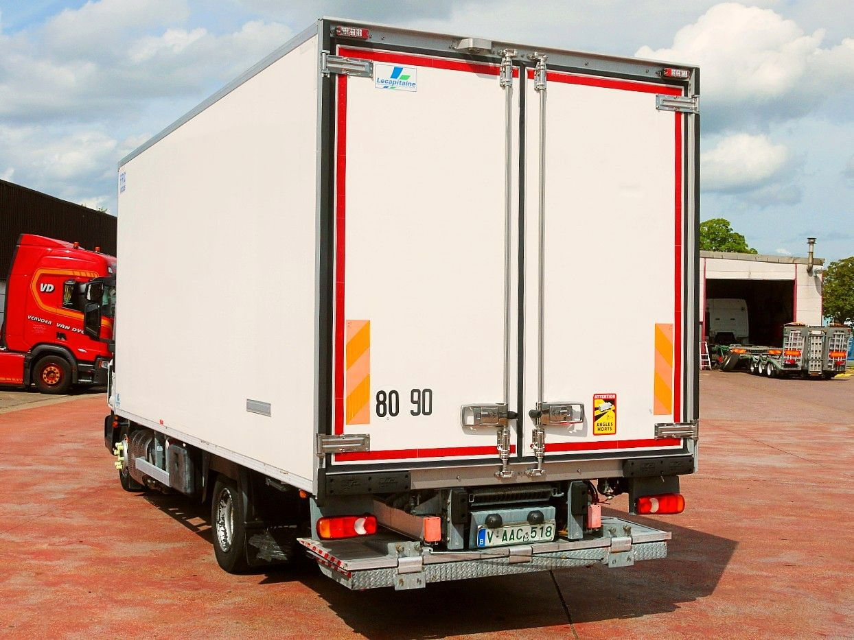 Refrigerator truck Iveco 100E19 KUHLKOFFER CARRIER SUPRA 550 luft fed A/C: picture 7