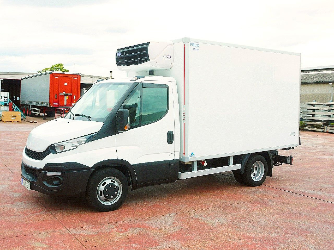 Iveco 35C13 DAILY KUHLKOFFER CARRIER XARIOS 600 - Refrigerated van: picture 3 Iveco 35C13 DAILY KUHLKOFFER CARRIER XARIOS 600 - Refrigerated van: picture 3