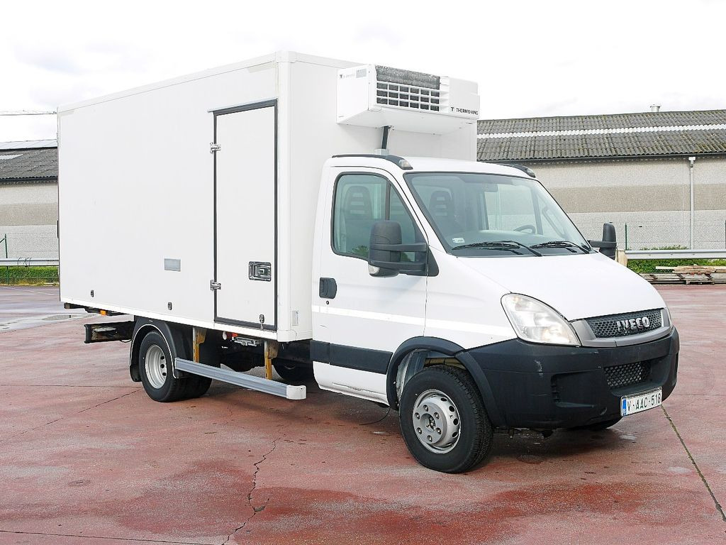Iveco 60C15 65 70 DAILY KUHLKOFFER THERMOKING V500 A/C - Refrigerated van: picture 2 Iveco 60C15 65 70 DAILY KUHLKOFFER THERMOKING V500 A/C - Refrigerated van: picture 2