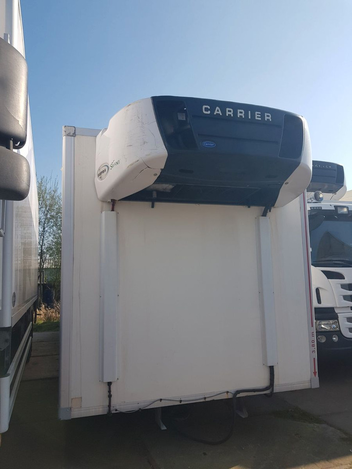 Refrigerator truck Mercedes-Benz CARRIER SUPRA 950: picture 1