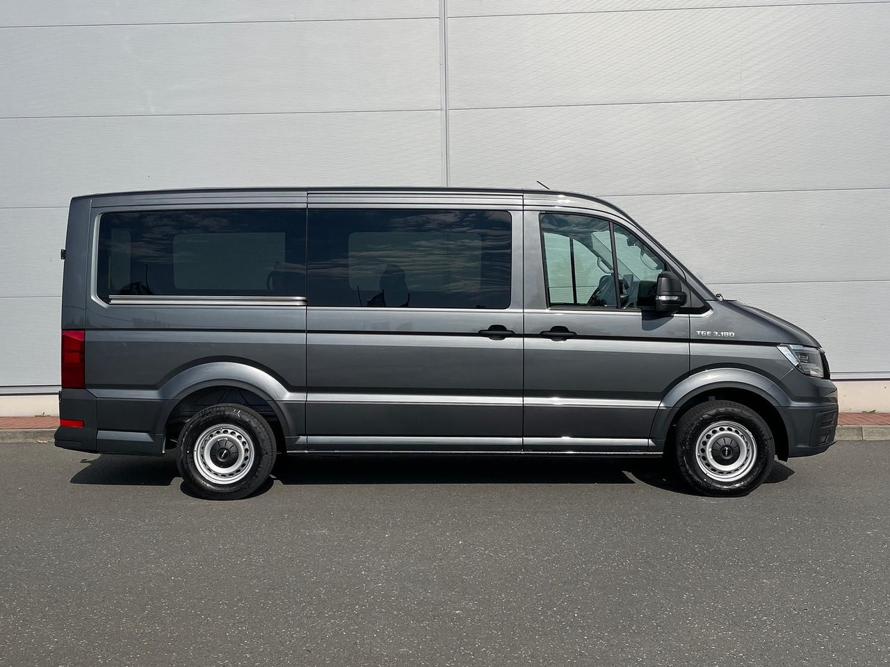 MAN TGE 3.180 Kombi L3H2 LED ACC NAVI SITZHZ - Passenger van: picture 5 MAN TGE 3.180 Kombi L3H2 LED ACC NAVI SITZHZ - Passenger van: picture 5