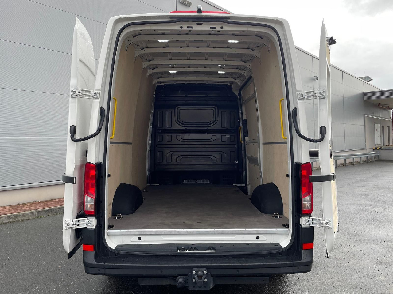 Panel van MAN TGE 3.180 L3H3 Kasten 4x4 STANDHZ DIFF AHK ACC: picture 11