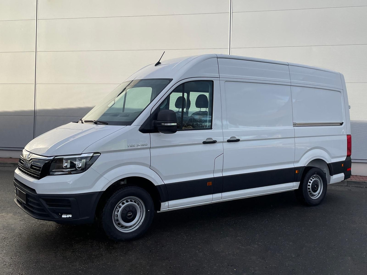 MAN TGE 3.180 L3H3 Kasten ACC DAB 2xSchiebetür SITZH - Panel van: picture 1 MAN TGE 3.180 L3H3 Kasten ACC DAB 2xSchiebetür SITZH - Panel van: picture 1