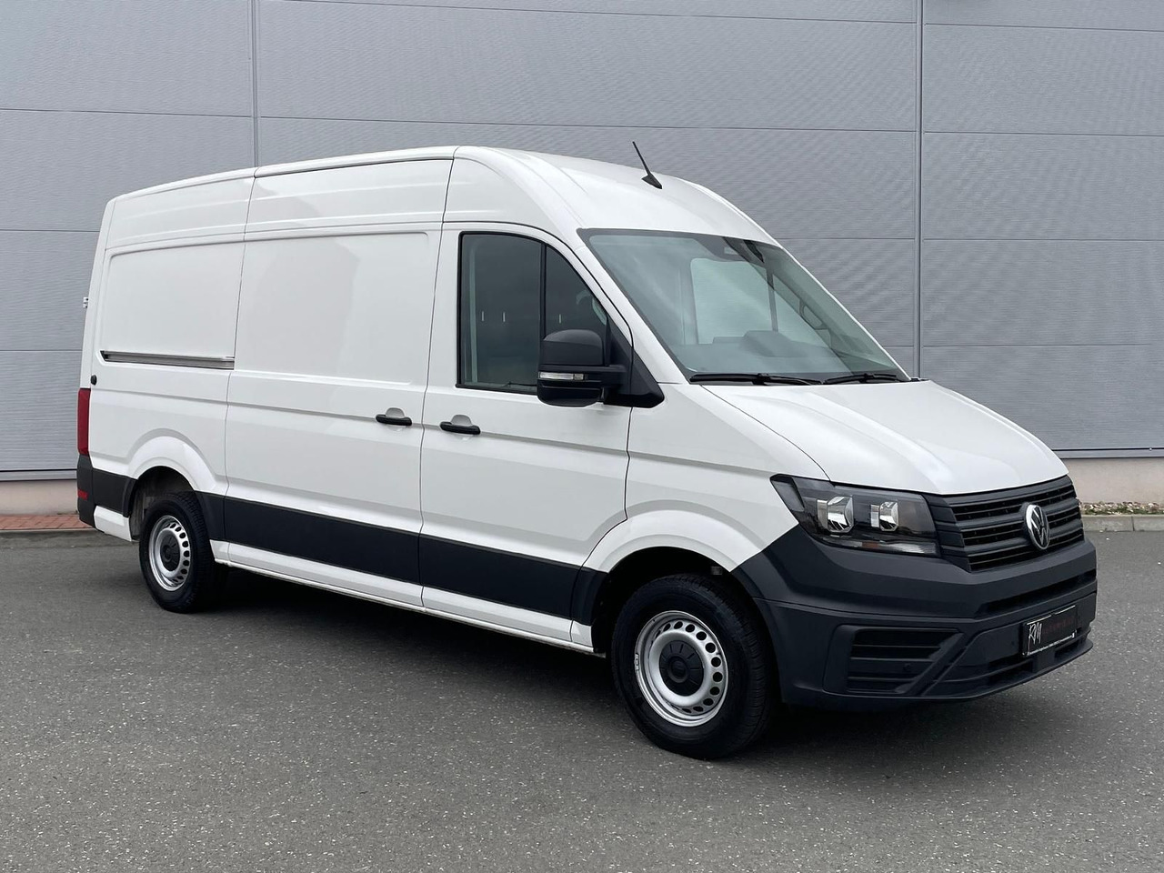 Volkswagen Crafter Kasten 35 L3H3 Autom. NAVI DAB PDC TEMP - Passenger van: picture 2 Volkswagen Crafter Kasten 35 L3H3 Autom. NAVI DAB PDC TEMP - Passenger van: picture 2