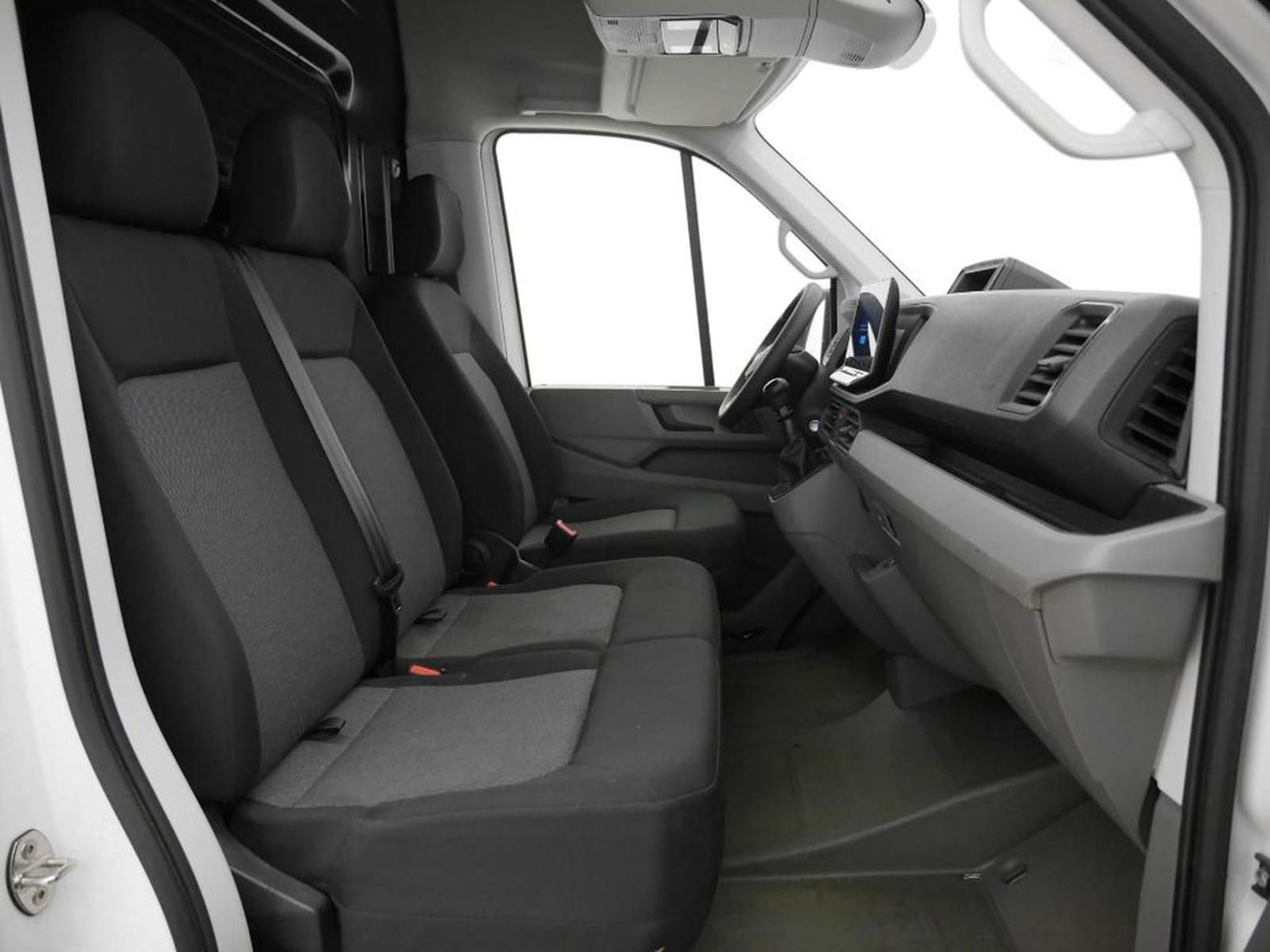 Volkswagen Crafter Kasten 35 L4H3 KAMERA KLIMA SITZHZ DAB - Passenger van: picture 4 Volkswagen Crafter Kasten 35 L4H3 KAMERA KLIMA SITZHZ DAB - Passenger van: picture 4