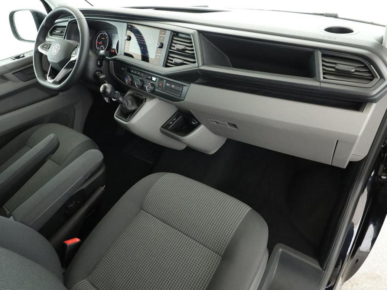 Volkswagen T6.1 Transporter Kombi KR STANDHZ LED ACC NAVI - Station wagon: picture 3 Volkswagen T6.1 Transporter Kombi KR STANDHZ LED ACC NAVI - Station wagon: picture 3