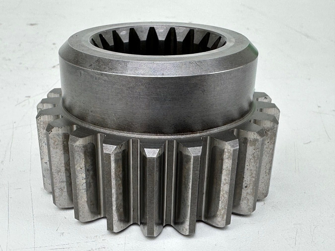 LIEBHERR Liebherr Sonnenrad ID-Nr.9442314. 450/044 - FAT450/044. R942, R954, R954B. #9442314.01.07# - Final drive for Crawler excavator: picture 1 LIEBHERR Liebherr Sonnenrad ID-Nr.9442314. 450/044 - FAT450/044. R942, R954, R954B. #9442314.01.07# - Final drive for Crawler excavator: picture 1