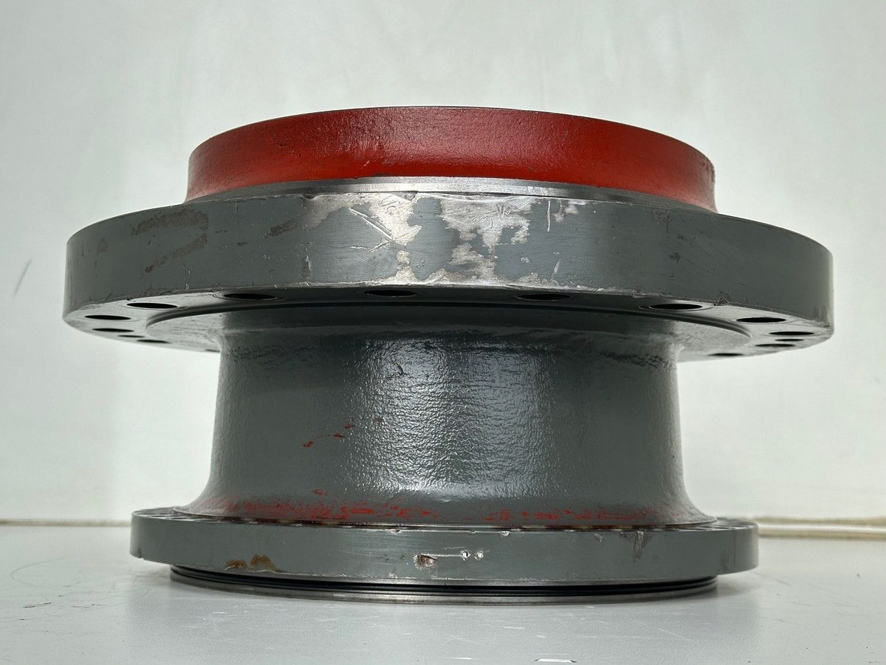 Liebherr Abtriebswellengehäuse ID-Nr.90208566 - Liebherr Kegelrollenlager ID-Nr.761001903. LH40, LH50, R926, R928, R930. #90208566.01342# - Swing motor for Construction machinery: picture 5 Liebherr Abtriebswellengehäuse ID-Nr.90208566 - Liebherr Kegelrollenlager ID-Nr.761001903. LH40, LH50, R926, R928, R930. #90208566.01342# - Swing motor for Construction machinery: picture 5