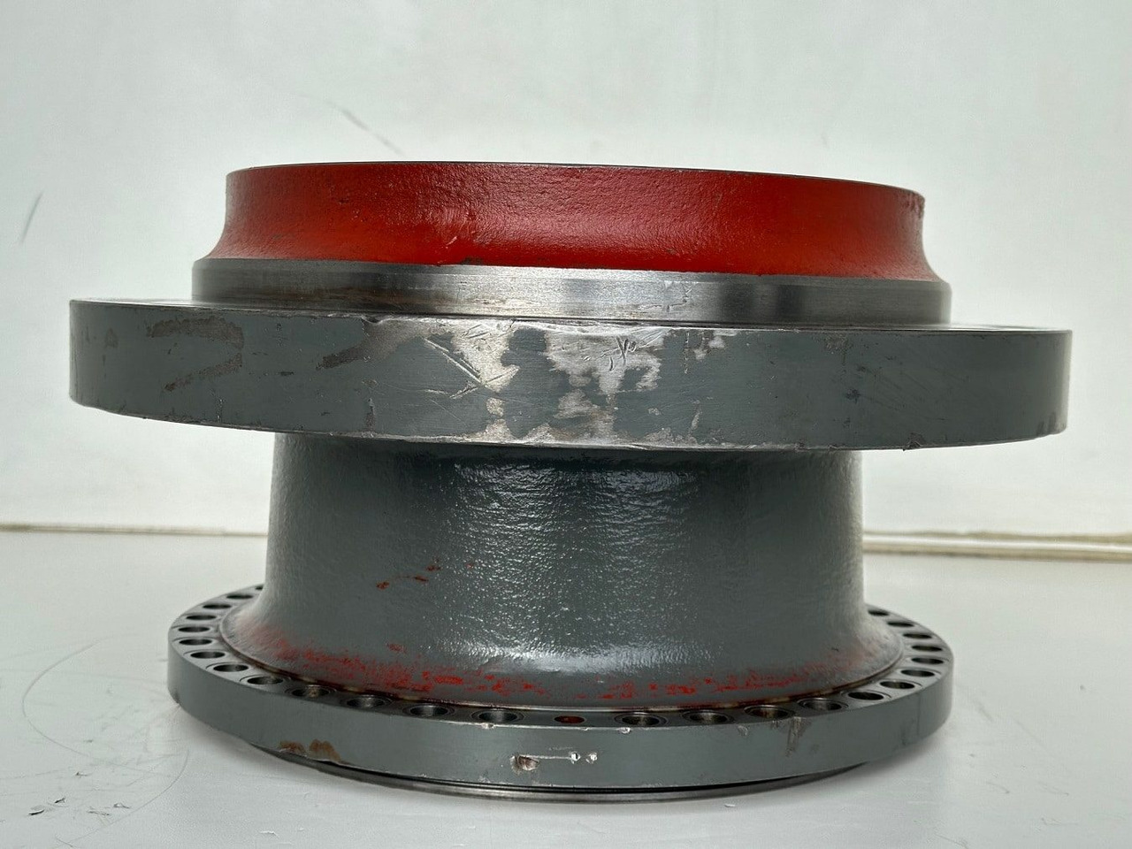 Liebherr Abtriebswellengehäuse ID-Nr.90208566 - Liebherr Kegelrollenlager ID-Nr.761001903. LH40, LH50, R926, R928, R930. #90208566.01342# - Swing motor for Construction machinery: picture 4 Liebherr Abtriebswellengehäuse ID-Nr.90208566 - Liebherr Kegelrollenlager ID-Nr.761001903. LH40, LH50, R926, R928, R930. #90208566.01342# - Swing motor for Construction machinery: picture 4