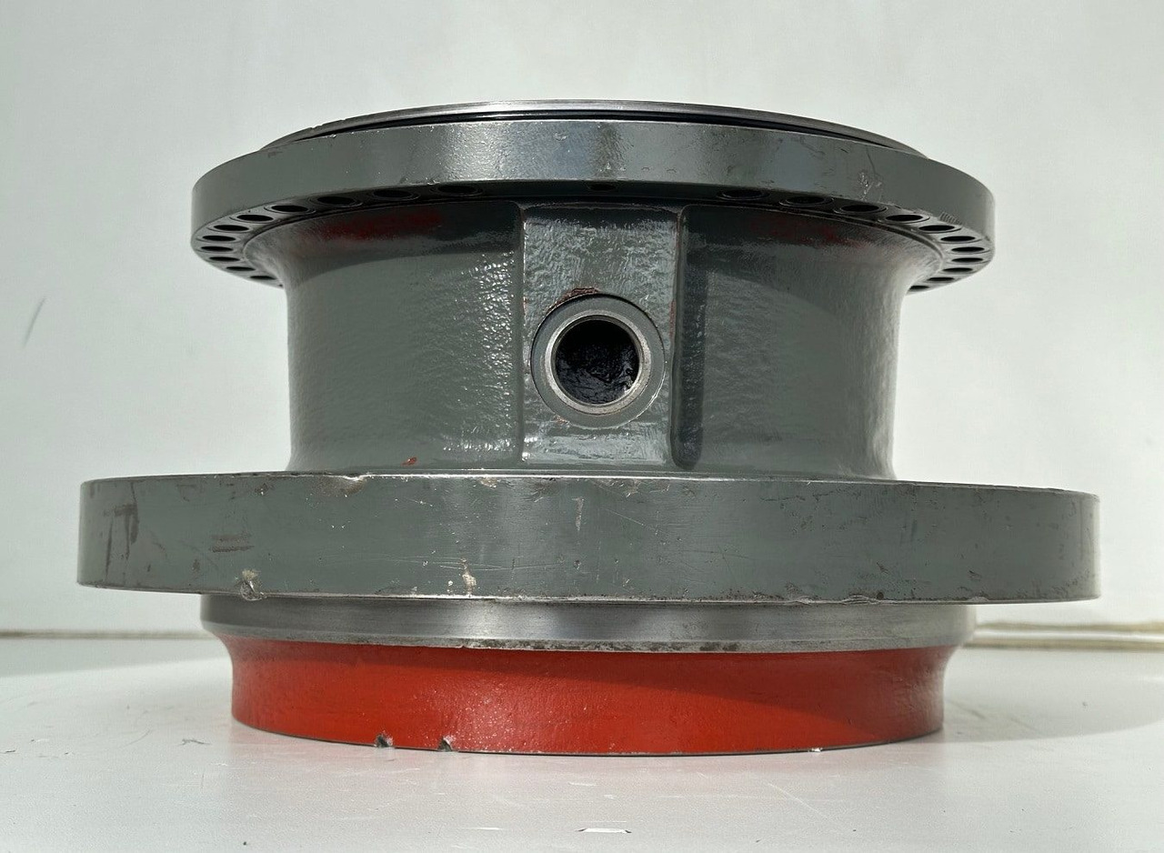 Liebherr Abtriebswellengehäuse ID-Nr.90208566 - Liebherr Kegelrollenlager ID-Nr.761001903. LH40, LH50, R926, R928, R930. #90208566.01342# - Swing motor for Construction machinery: picture 2 Liebherr Abtriebswellengehäuse ID-Nr.90208566 - Liebherr Kegelrollenlager ID-Nr.761001903. LH40, LH50, R926, R928, R930. #90208566.01342# - Swing motor for Construction machinery: picture 2