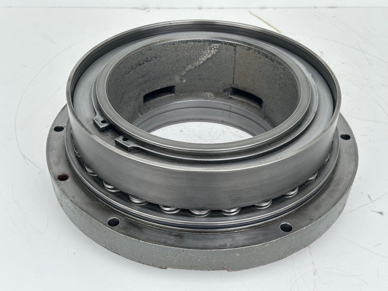 Liebherr Bremse ID-Nr.90006134. SAT325/274. R946, R950, RZG390. #90006134.FR.40254# - Swing motor for Construction machinery: picture 4 Liebherr Bremse ID-Nr.90006134. SAT325/274. R946, R950, RZG390. #90006134.FR.40254# - Swing motor for Construction machinery: picture 4