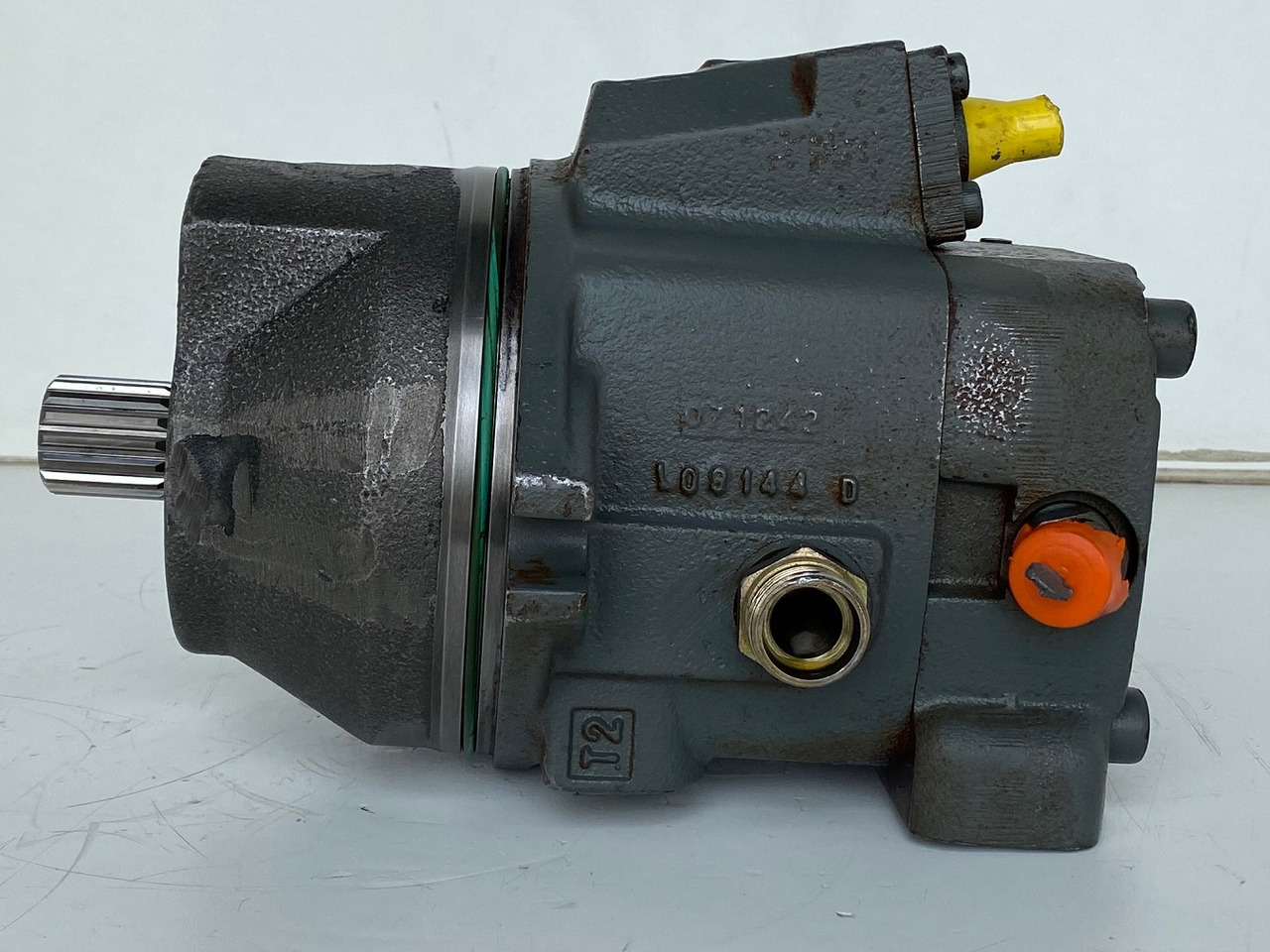 Liebherr Hydraulikeinbaumotor FMV075, ID-Nr.9073978. LOS914, LOS924, R902, R904, R912, R914, R922, R924, R924 COMP, R924 COMPA. #13038# - Hydraulic motor for Crawler excavator: picture 4 Liebherr Hydraulikeinbaumotor FMV075, ID-Nr.9073978. LOS914, LOS924, R902, R904, R912, R914, R922, R924, R924 COMP, R924 COMPA. #13038# - Hydraulic motor for Crawler excavator: picture 4